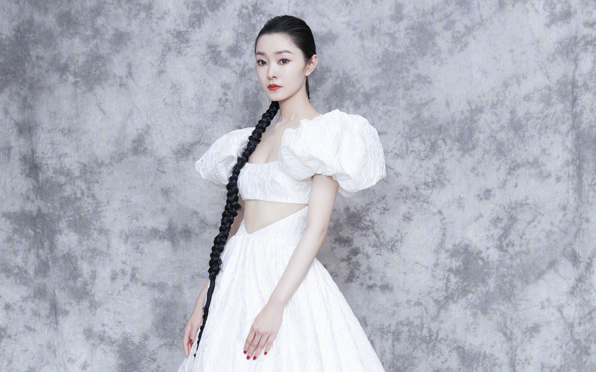 开云体育在线-当金字塔阴影笼罩橙衣军团，基耶萨在F1赛道复刻埃及式逆袭